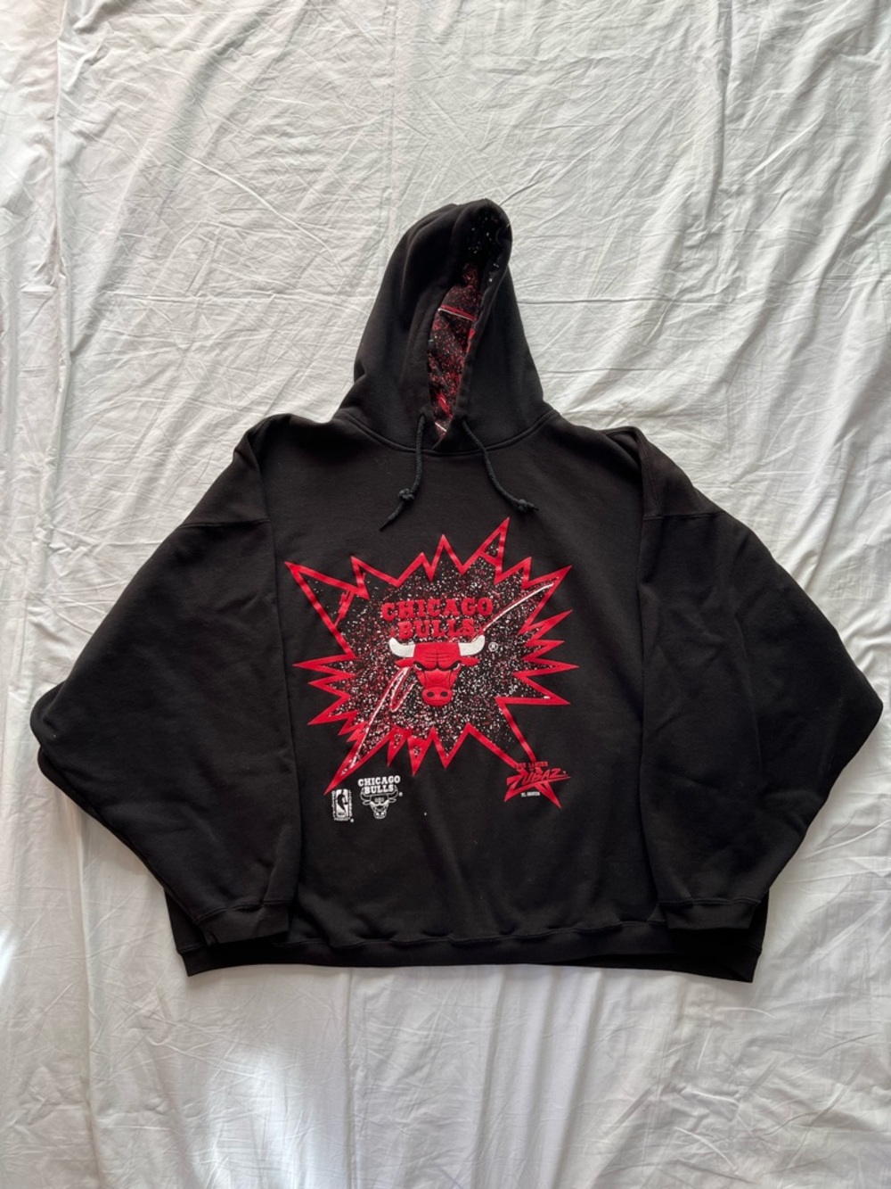 Vintage Bob Lanier by Zubaz Boxy Chicago Bulls hoodie Men’s XL